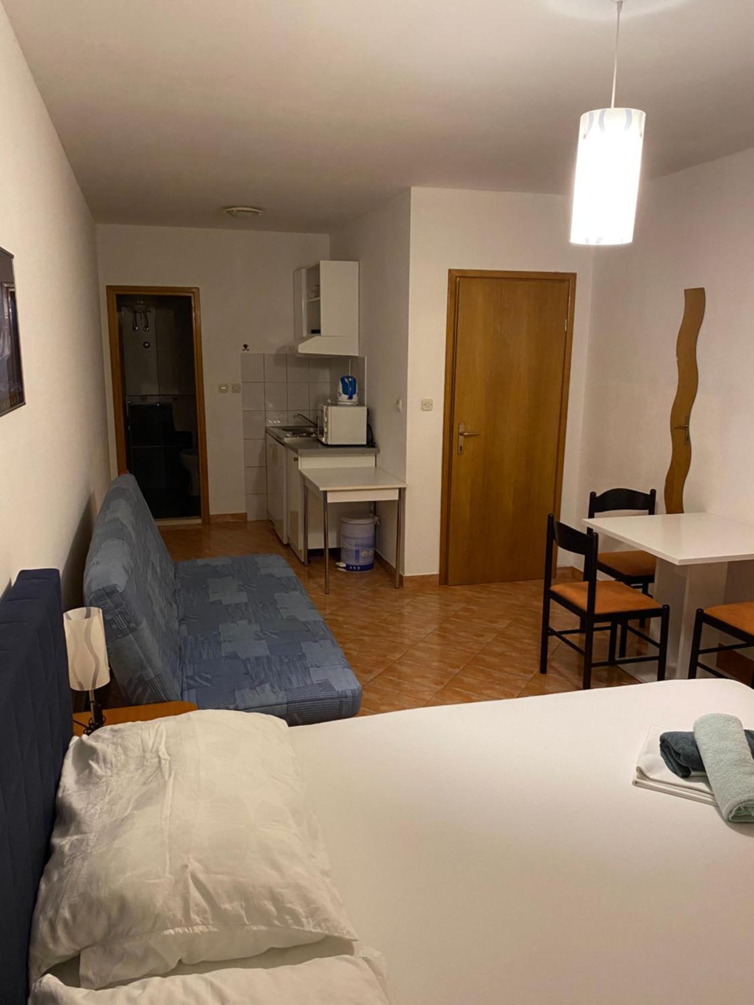 Apartmani Jukanovic Башка-Вода Экстерьер фото