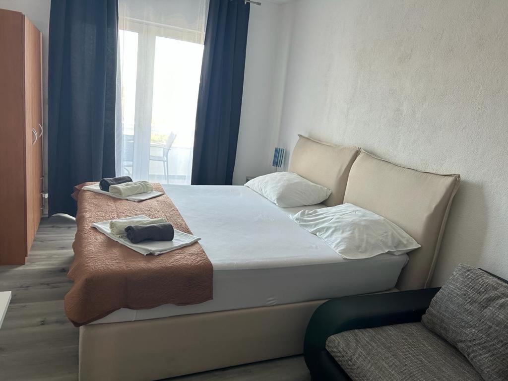 Apartmani Jukanovic Башка-Вода Экстерьер фото