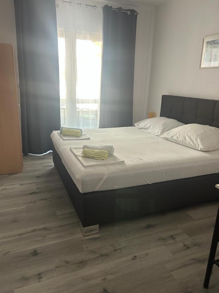 Apartmani Jukanovic Башка-Вода Экстерьер фото
