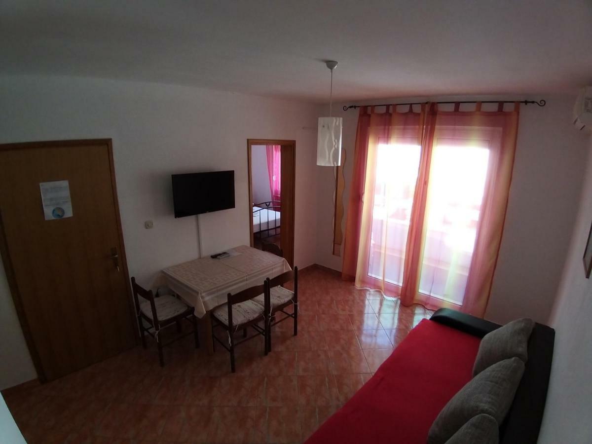 Apartmani Jukanovic Башка-Вода Экстерьер фото